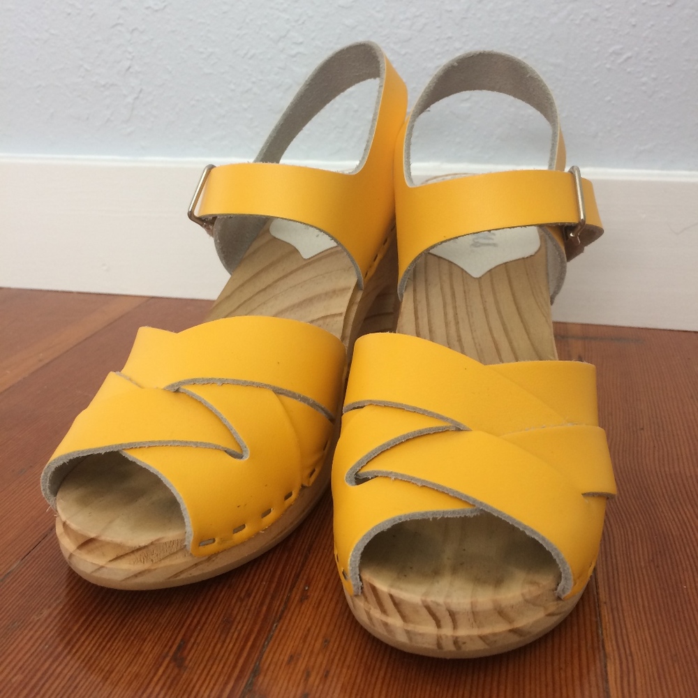 Sandgrens Yellow Rio Grande High Rise